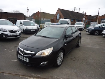 Used Vauxhall Astra 2011 for sale - 77997305: Photo