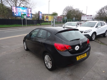 Used Vauxhall Astra 2011 for sale - 77997305: Photo