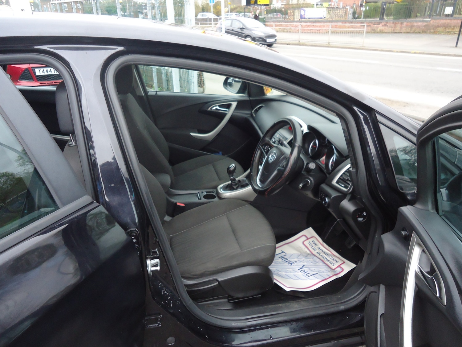 Used Vauxhall Astra 2011 for sale - 77997305: Photo 7