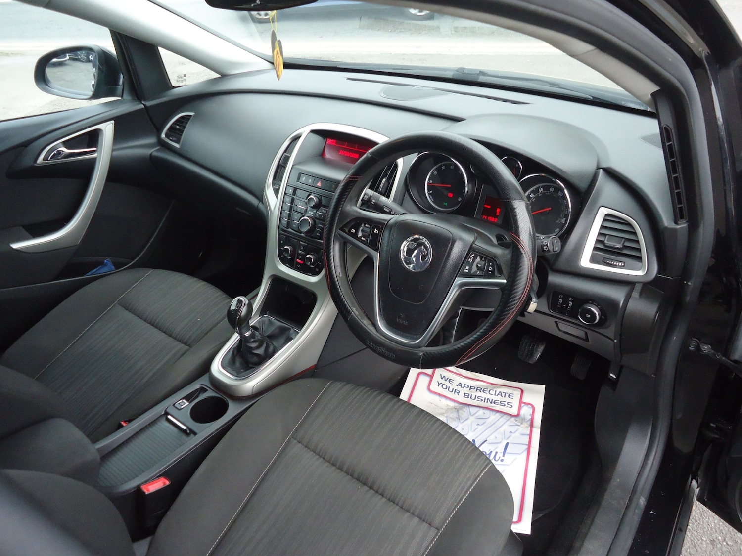 Used Vauxhall Astra 2011 for sale - 77997305: Photo 8