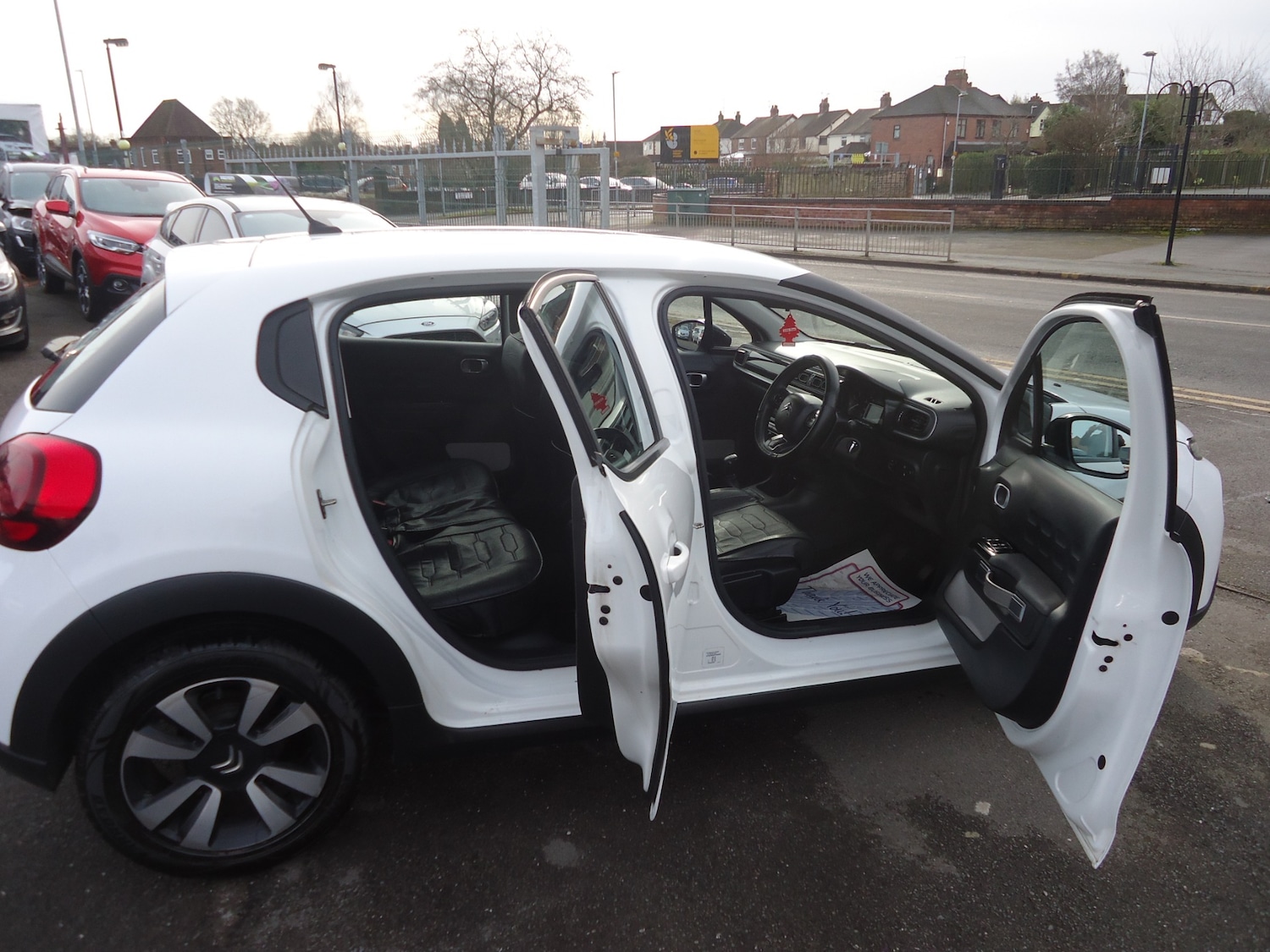 Used Citroen C3 2017 for sale - 77801830: Photo 8