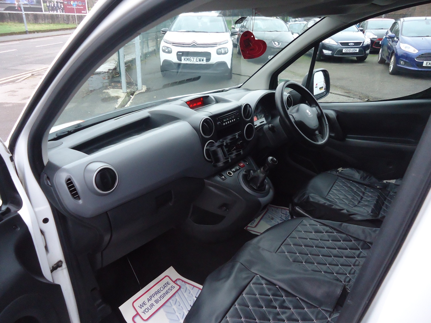 Used Peugeot Partner 2013 for sale - 77323698: Photo 6