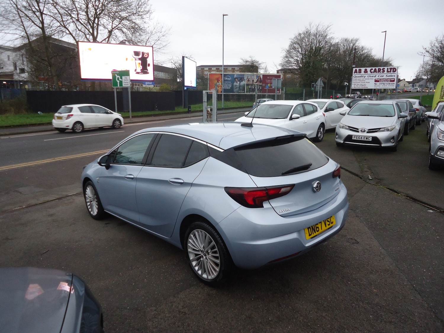 Used Vauxhall Astra 2017 for sale - 78180034: Photo 2