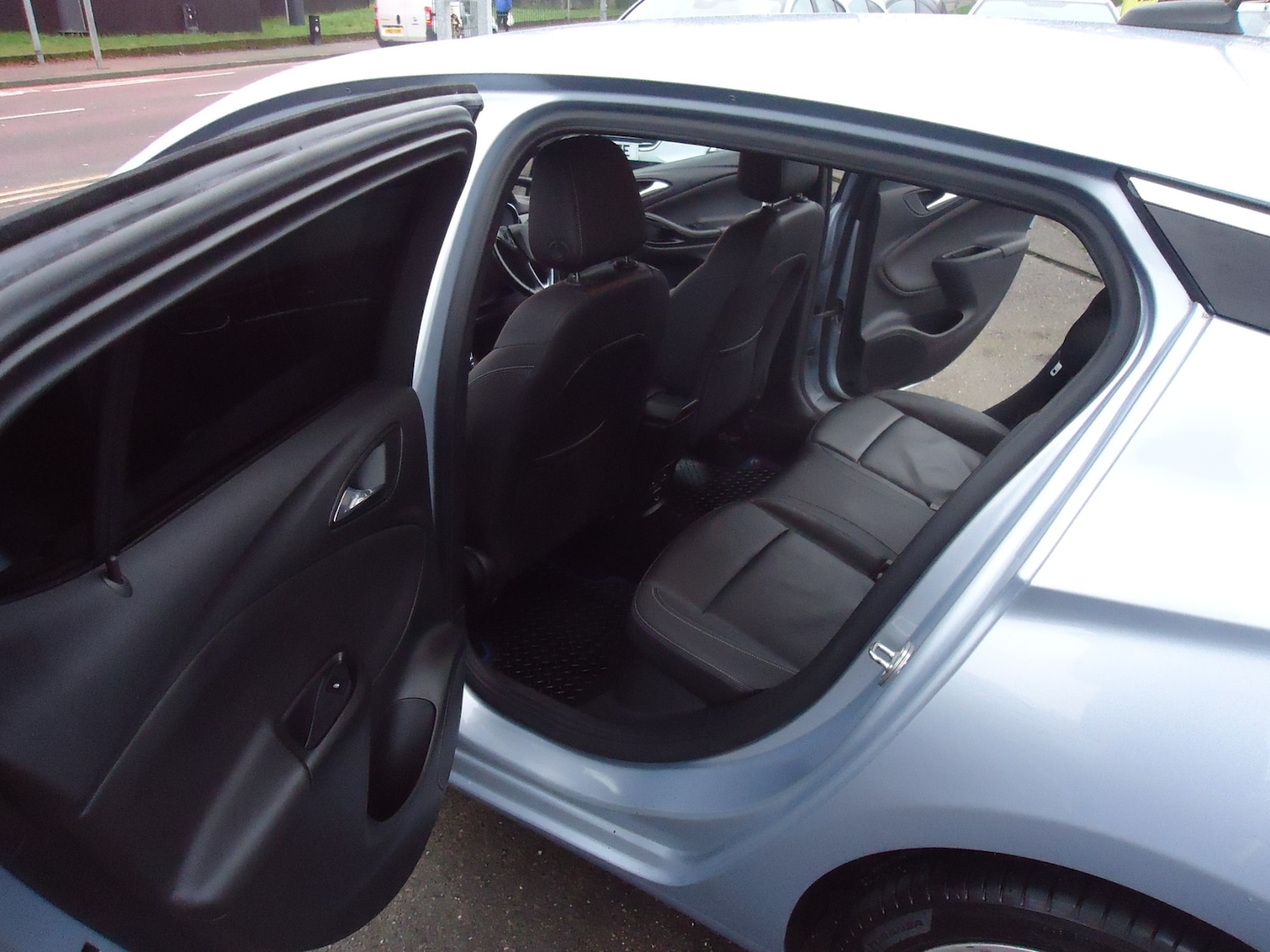 Used Vauxhall Astra 2017 for sale - 78180034: Photo 8
