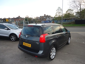 Used Peugeot 5008 2013 for sale - 78284643: Photo