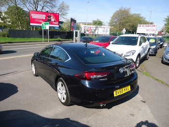 Used Vauxhall Insignia 2018 for sale - 78352750: Photo