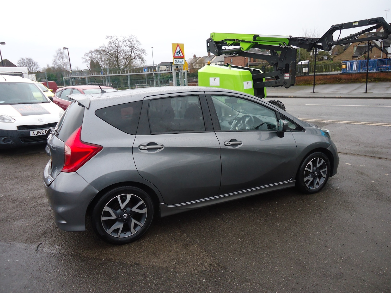 Used Nissan Note 2014 for sale - 77616297: Photo 5