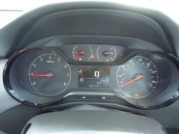 Used Vauxhall Crossland X 2018 for sale - 75240211: Photo 10