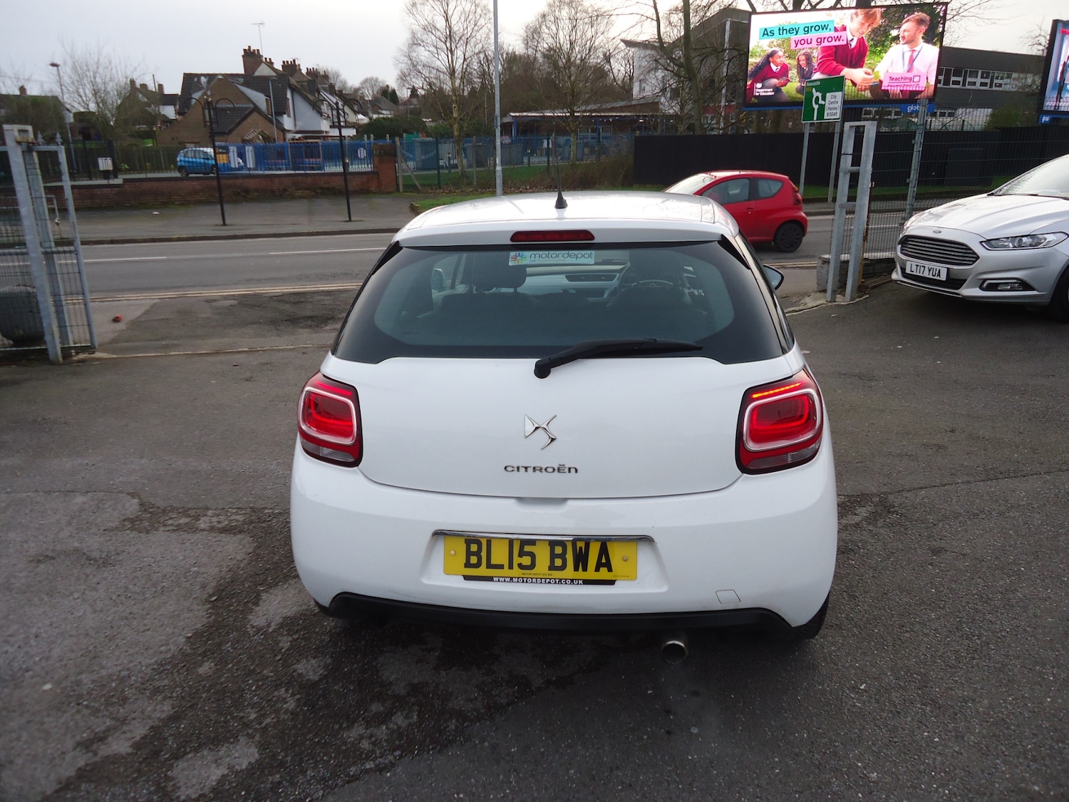 Used Citroen DS3 2015 for sale - 77581604: Photo 3