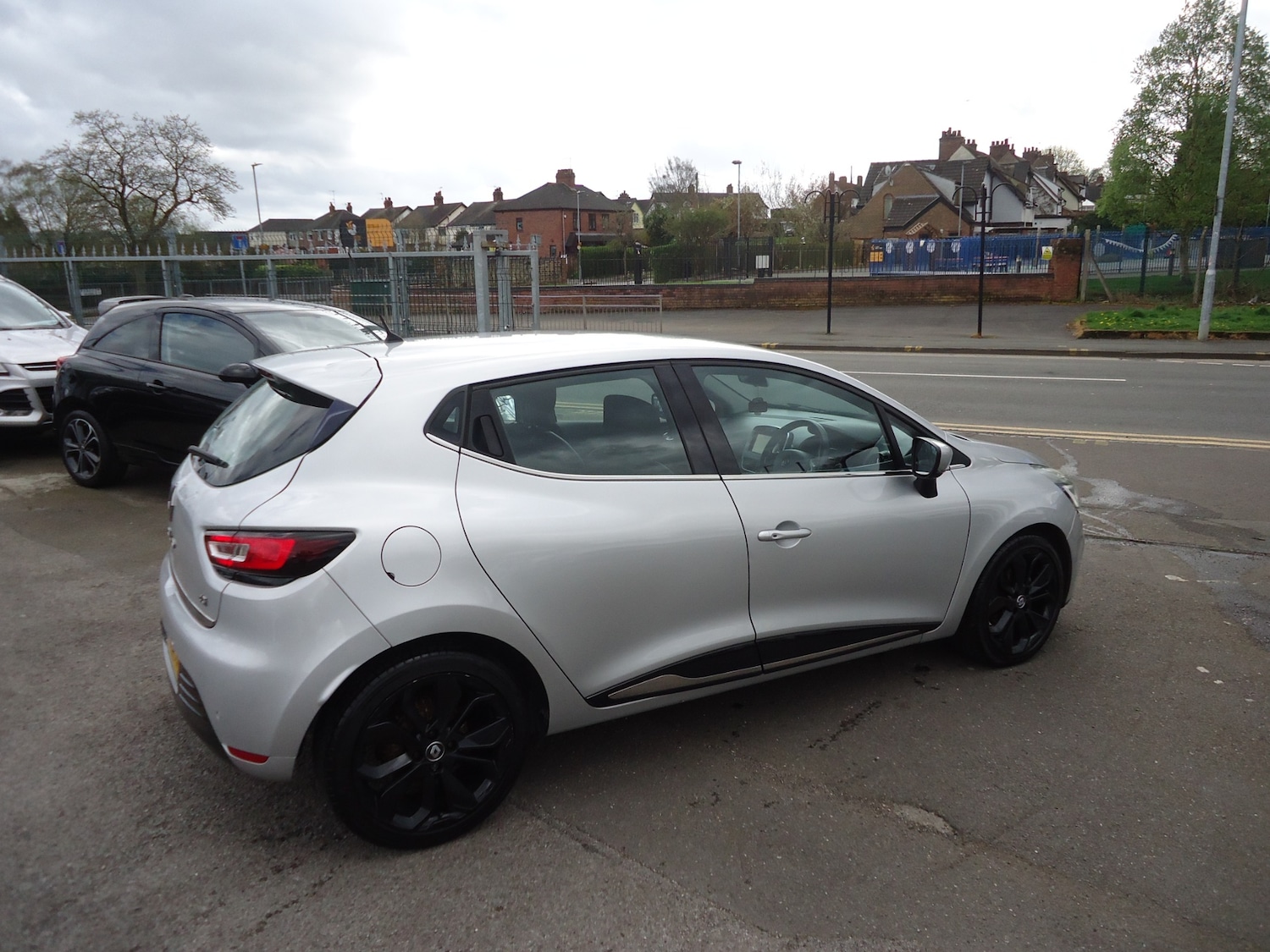 Used Renault Clio 2016 for sale - 76300834: Photo 11
