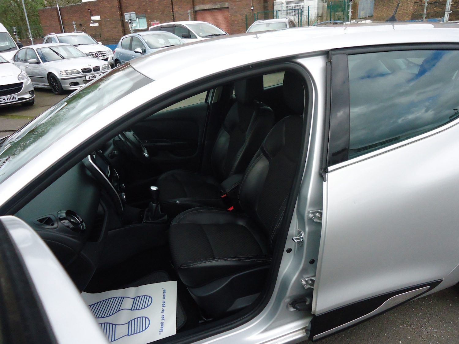 Used Renault Clio 2016 for sale - 76300834: Photo 12