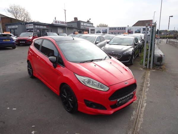Used Ford Fiesta 2017 for sale - 66976718: Photo 11