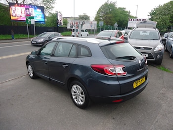 Used Renault Megane 2015 for sale - 78468326: Photo