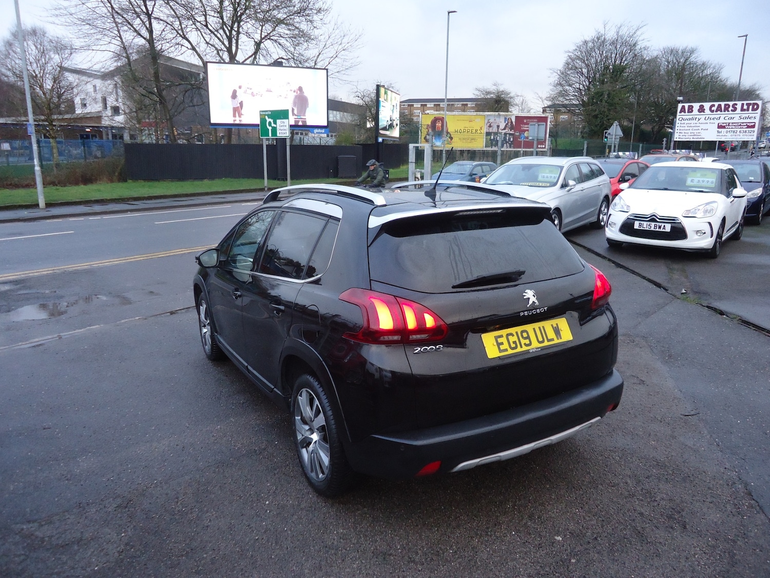 Used Peugeot 2008 2019 for sale - 77619459: Photo 3