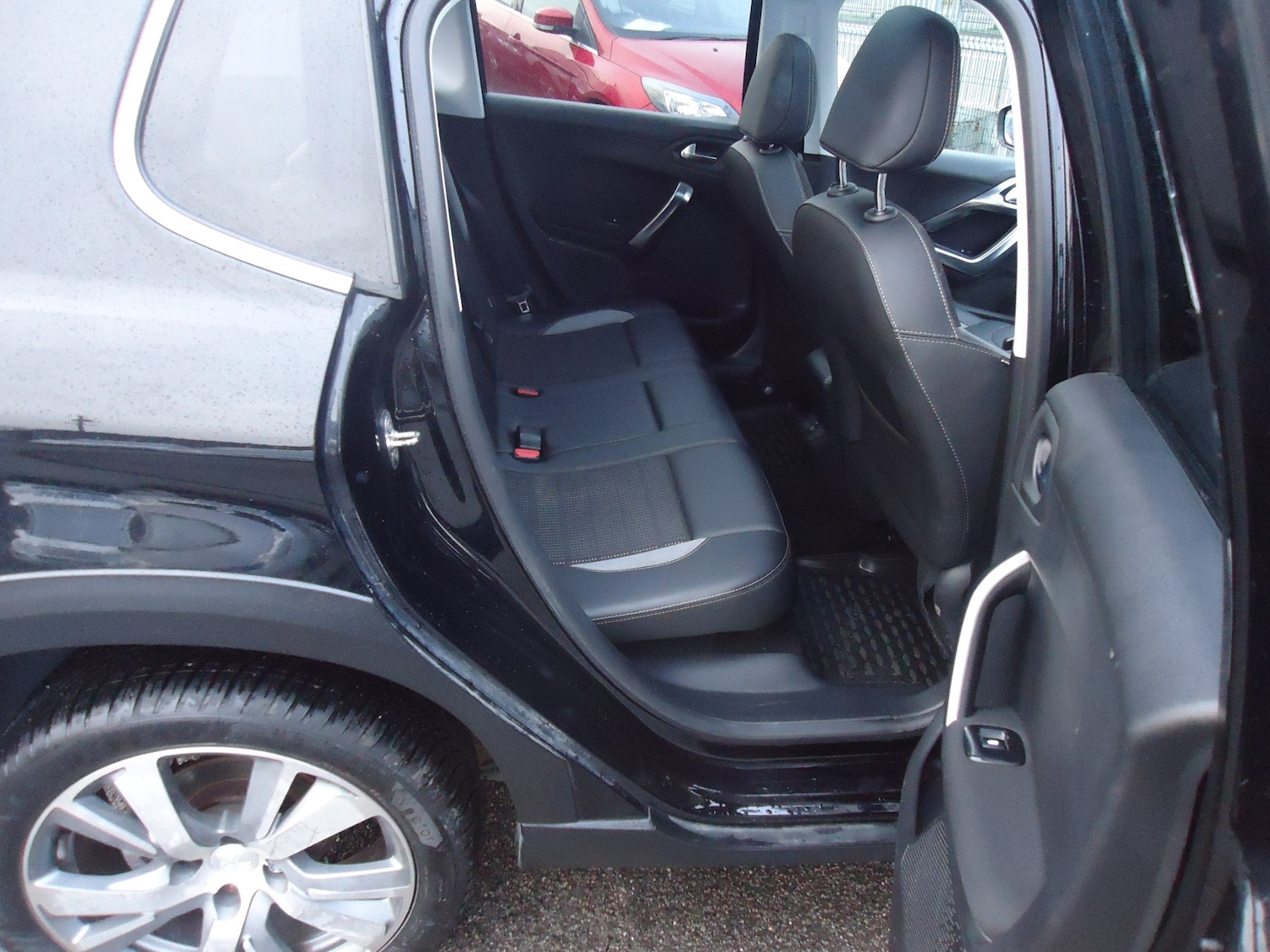 Used Peugeot 2008 2019 for sale - 77619459: Photo 8