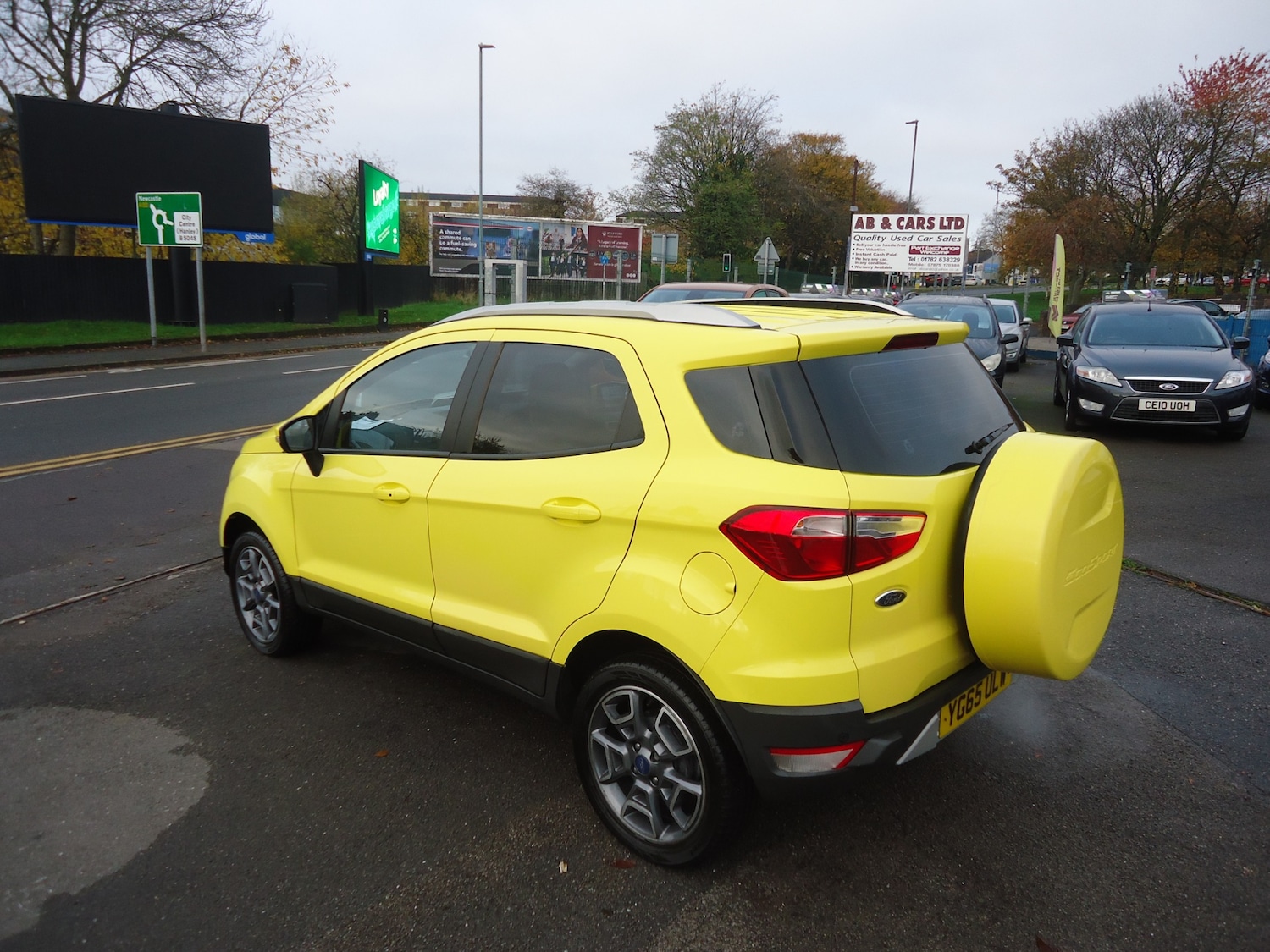 Used Ford Ecosport 2015 for sale - 76488463: Photo 3