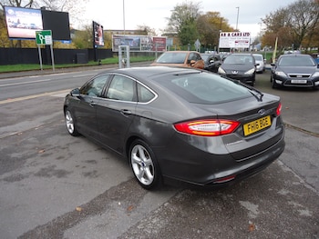 Used Ford Mondeo 2016 for sale - 76476036: Photo