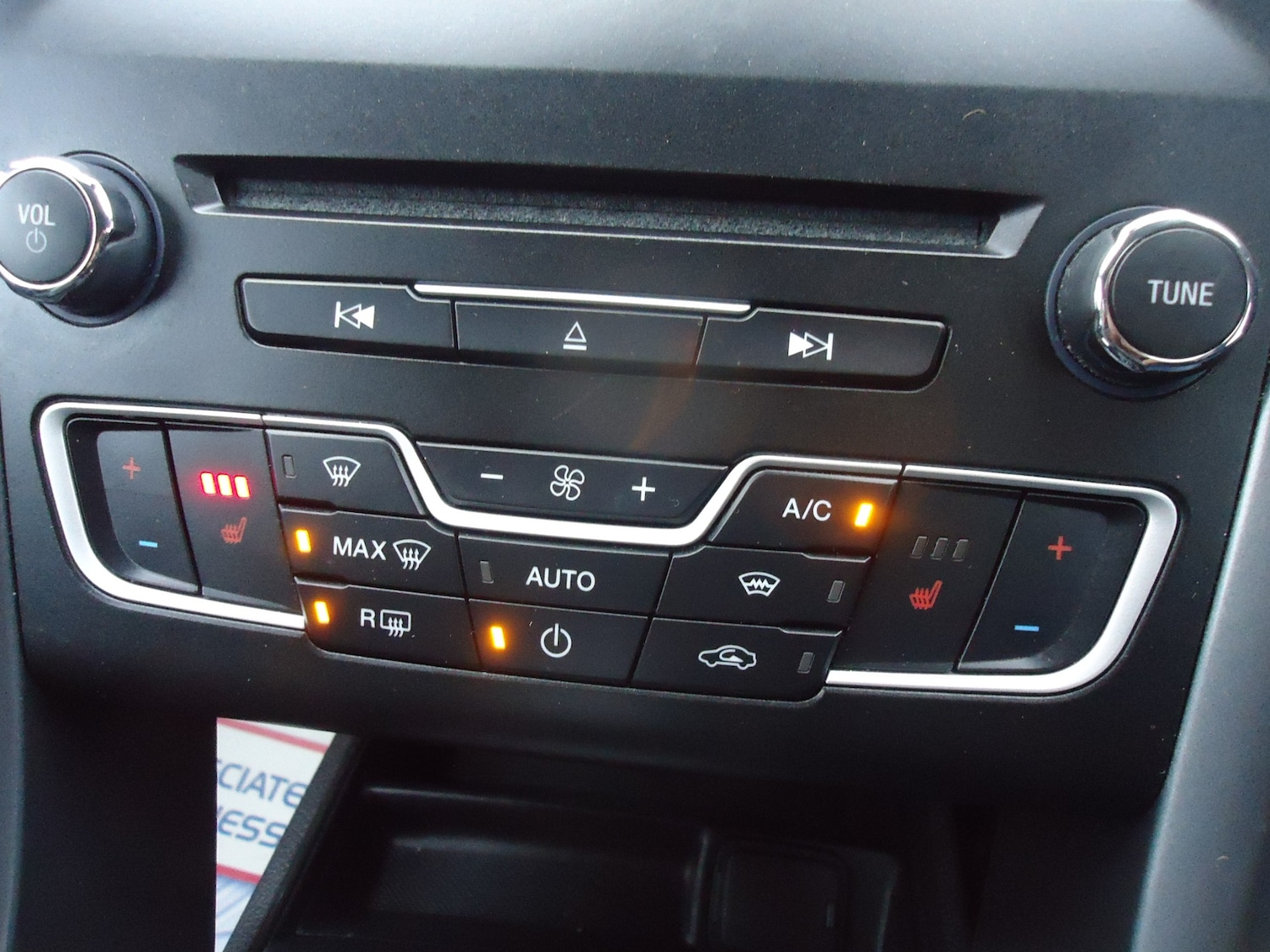 Used Ford Mondeo 2015 for sale - 77460385: Photo 22