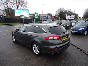 Used Ford Mondeo 2015 for sale - 77460385: Photo