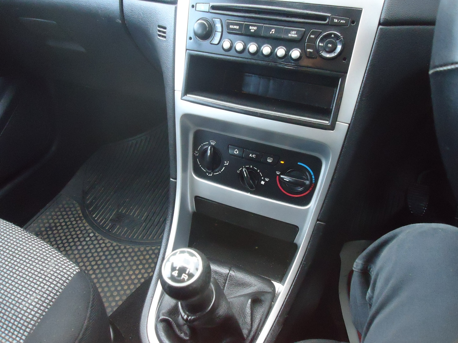 Used Peugeot 307 2005 for sale - 76322151: Photo 11