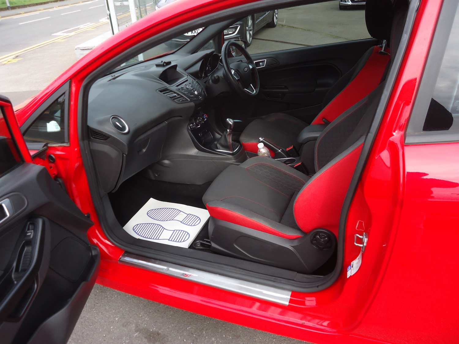 Used Ford Fiesta 2017 for sale - 76302621: Photo 5