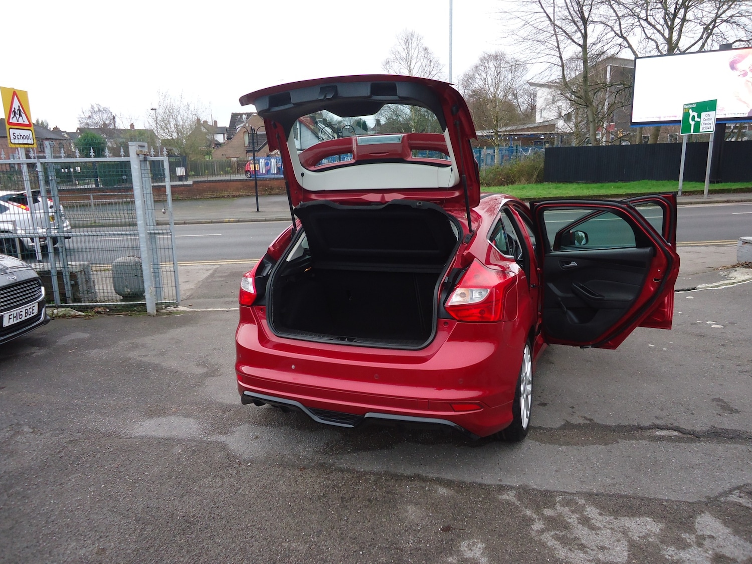 Used Ford Focus 2012 for sale - 76707020: Photo 10