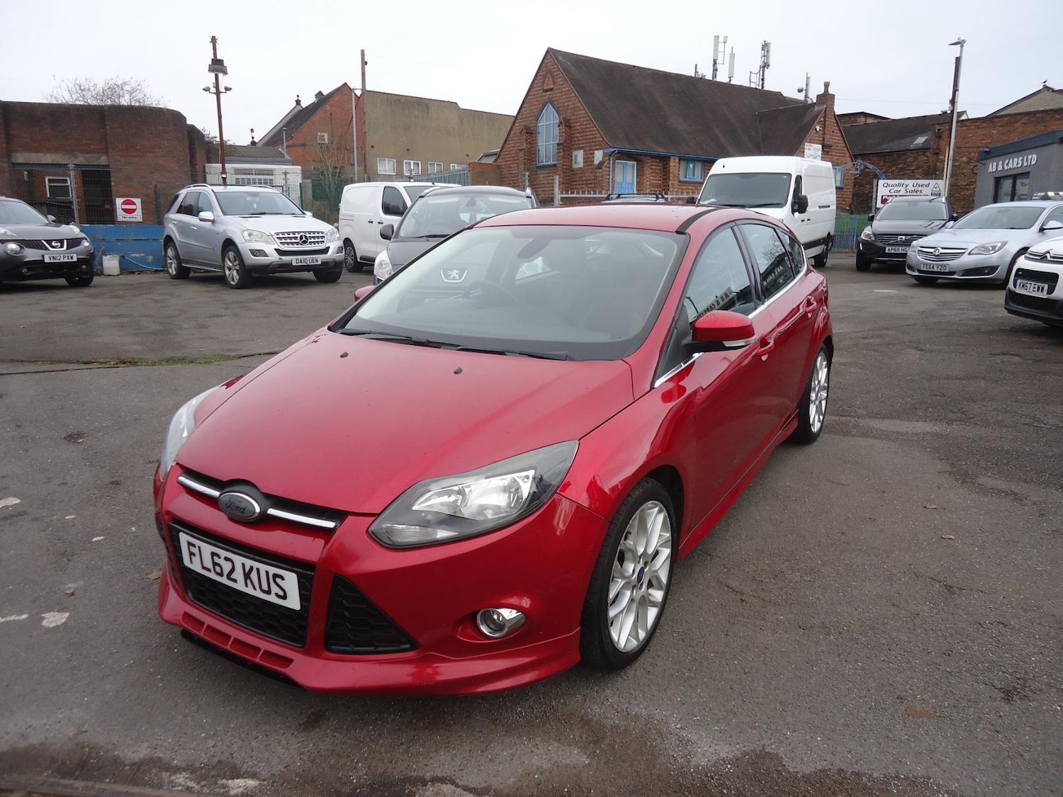 Used Ford Focus 2012 for sale - 76707020: Photo 2