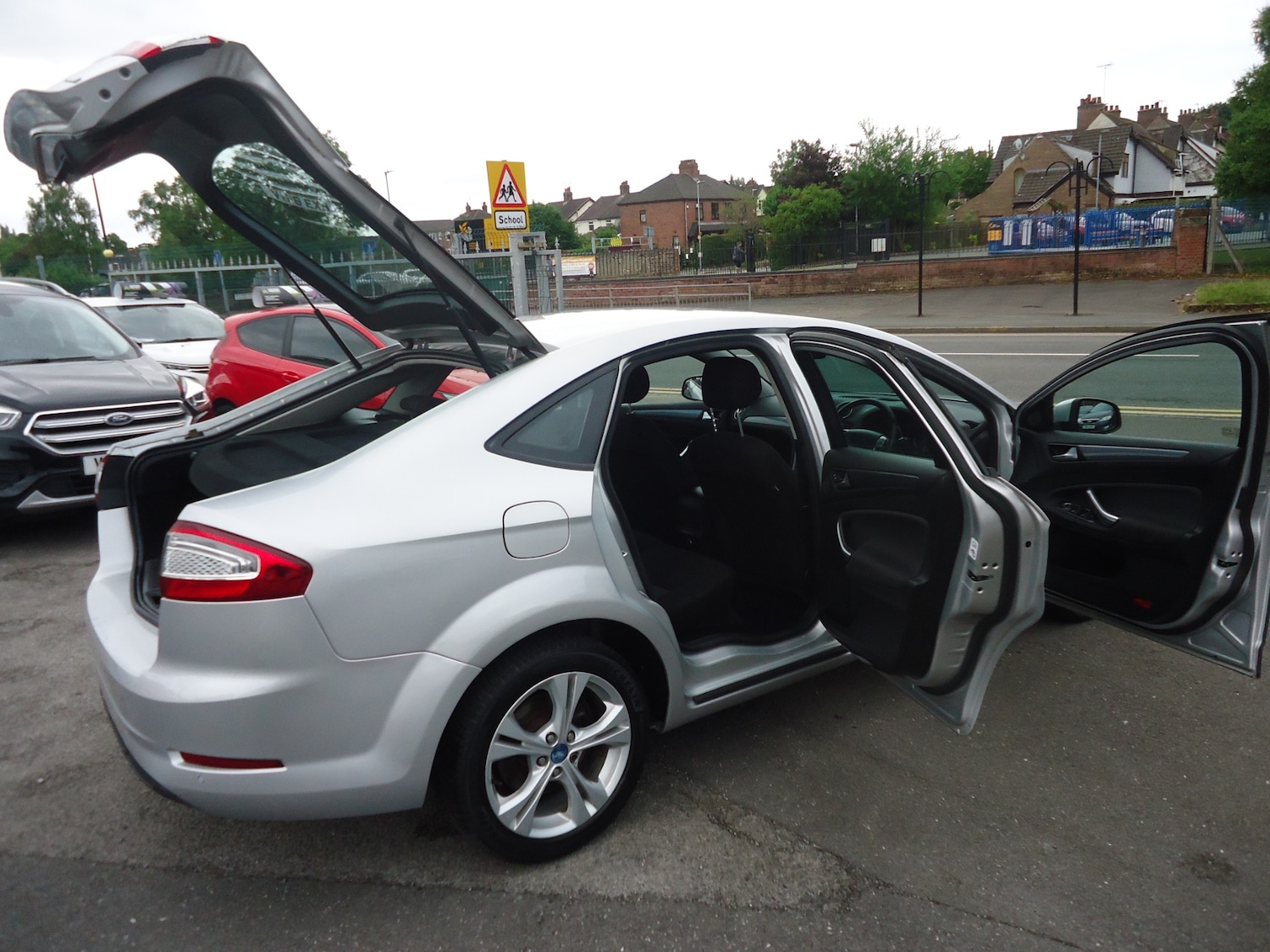 Used Ford Mondeo 2014 for sale - 76450398: Photo 5