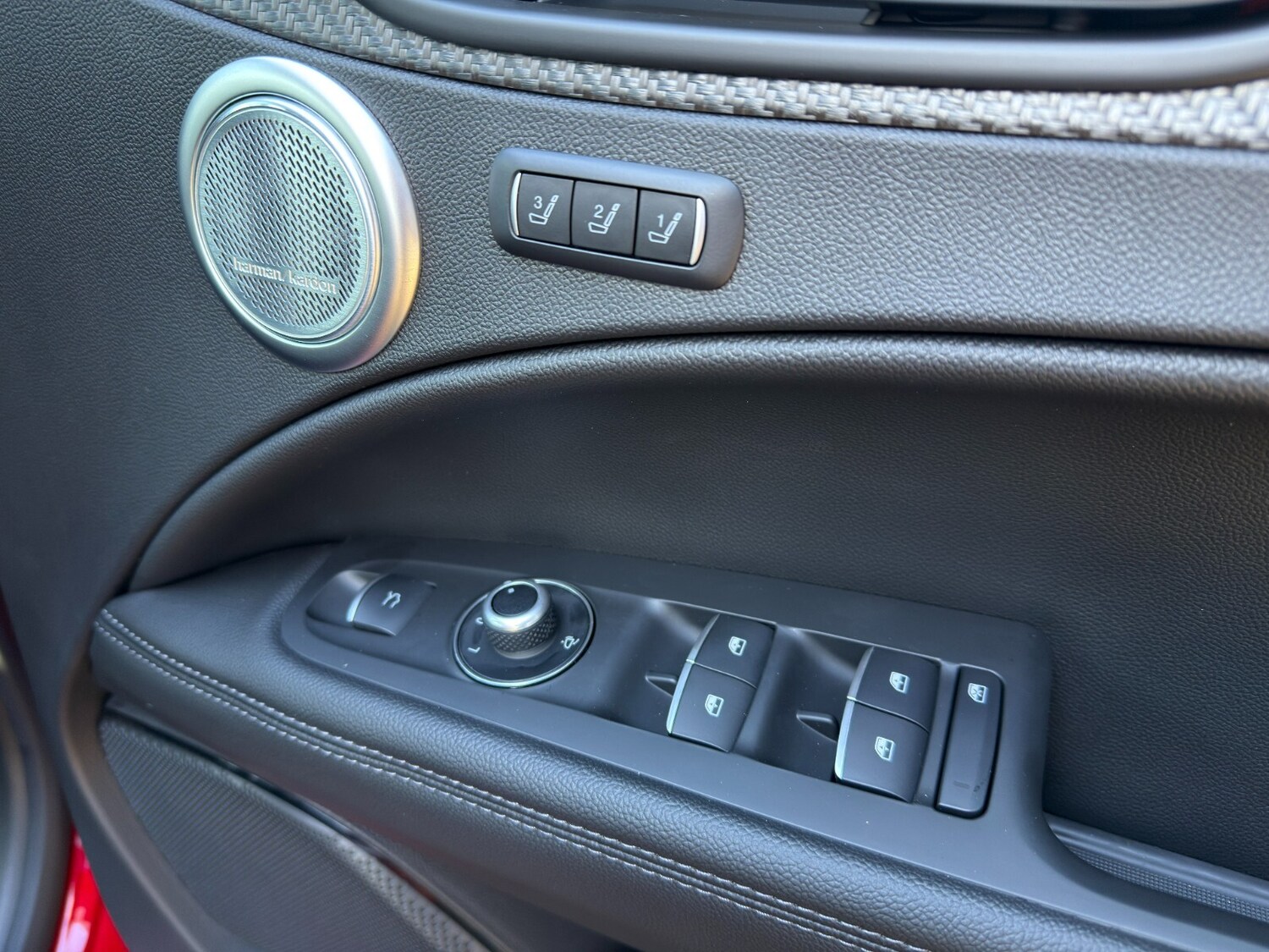 Used Alfa Romeo Stelvio 2025 for sale - 76869249: Photo 36