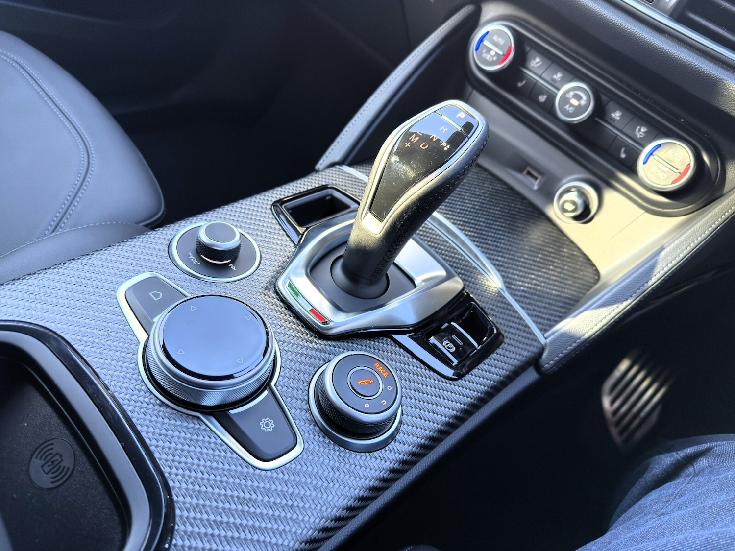 Used Alfa Romeo Stelvio 2025 for sale - 76869249: Photo 44