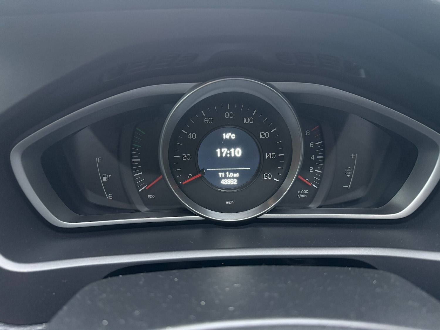Used Volvo V40 2017 for sale - 76176377: Photo 33