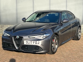 Used Alfa Romeo Giulia 2017 for sale - 77810186: Photo