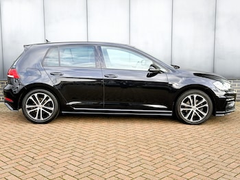Used Volkswagen Golf 2020 for sale - 77247987: Photo