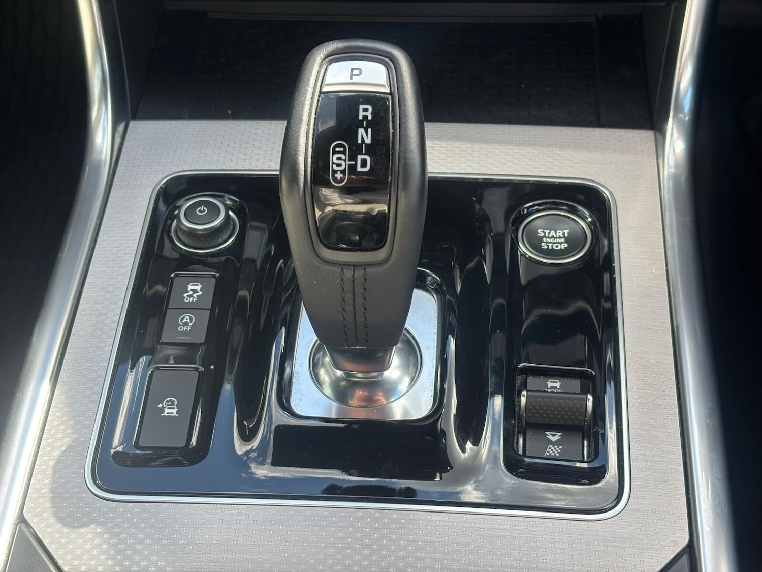 Vehicle 33