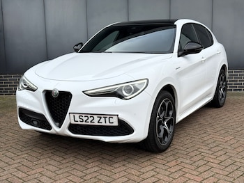 Used Alfa Romeo Stelvio 2022 for sale - 76410576: Photo