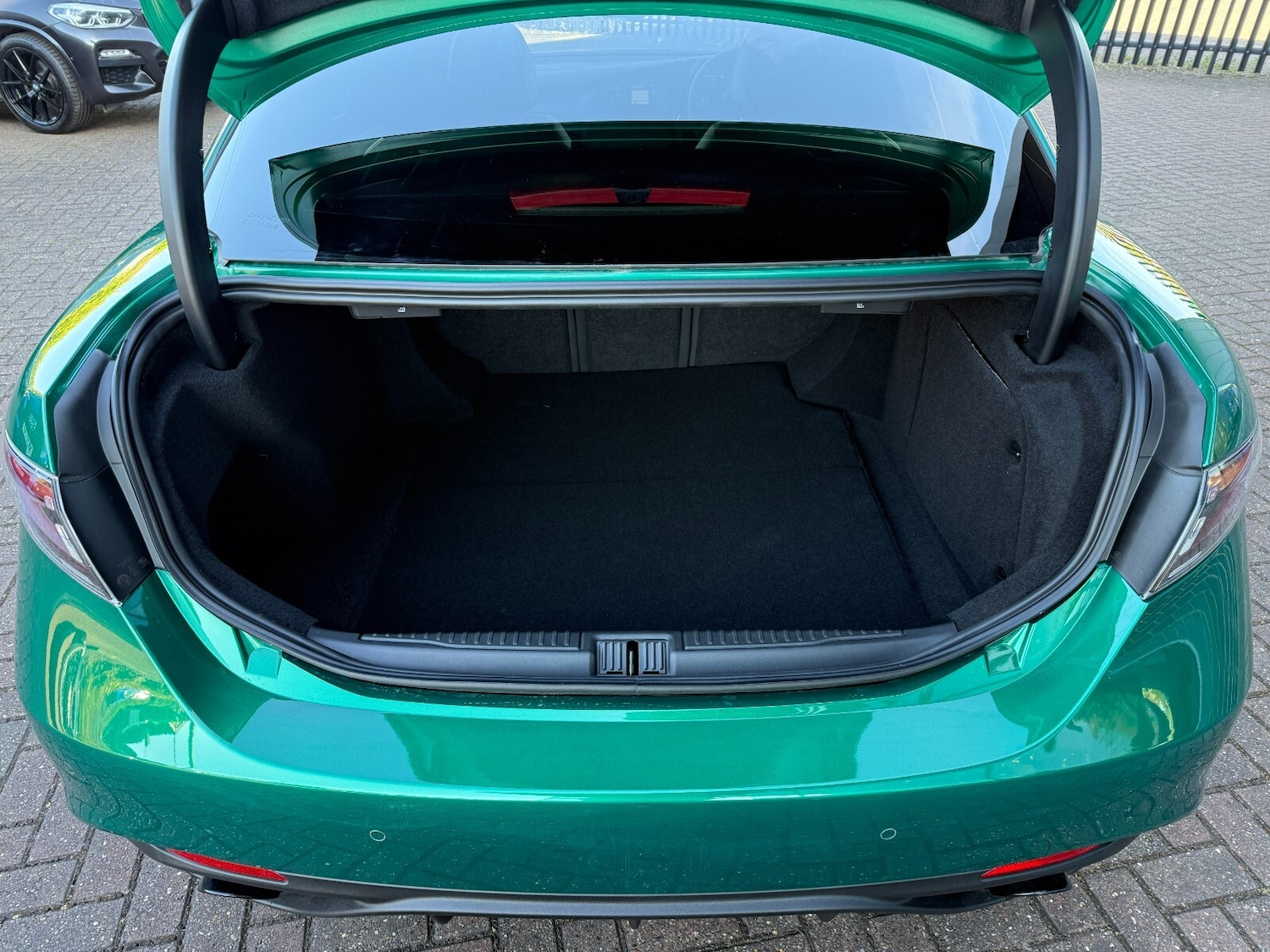 Used Alfa Romeo Giulia 2025 for sale - 76338793: Photo 15