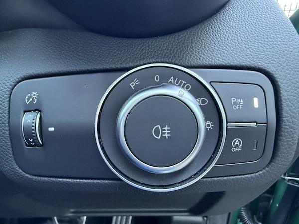 Used Alfa Romeo Giulia 2025 for sale - 76338793: Photo 28