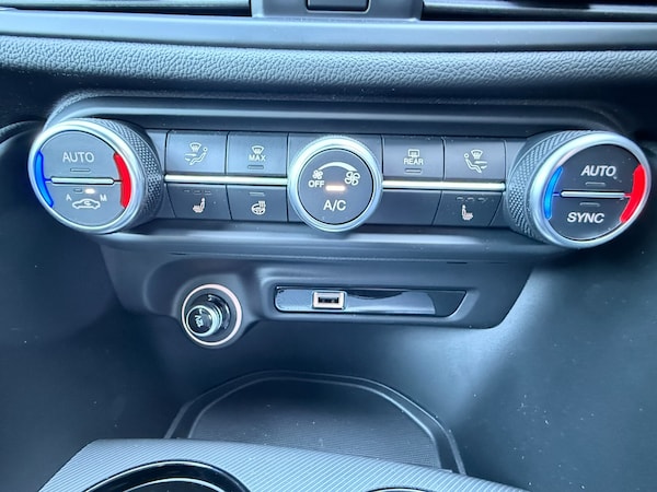 Used Alfa Romeo Giulia 2025 for sale - 76338793: Photo 31
