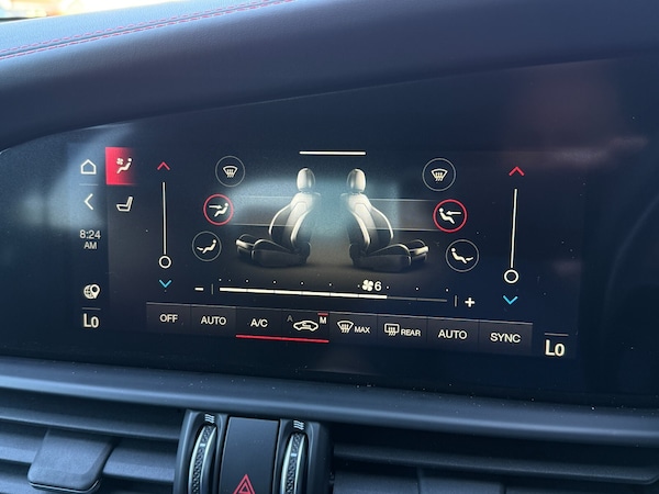 Used Alfa Romeo Giulia 2025 for sale - 76338793: Photo 44