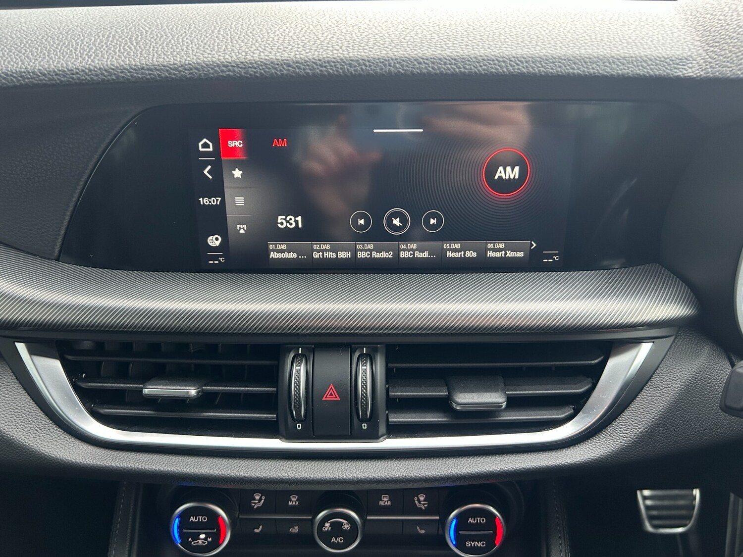 Used Alfa Romeo Stelvio 2025 for sale - 76869323: Photo 32