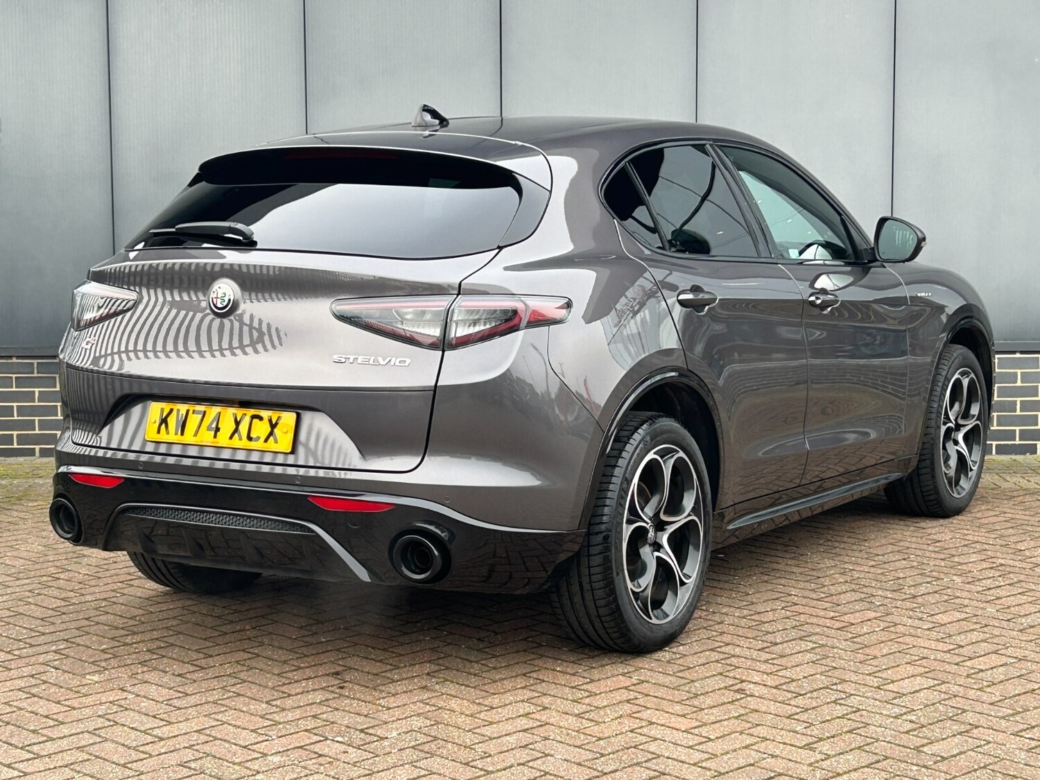 Used Alfa Romeo Stelvio 2025 for sale - 76869323: Photo 9
