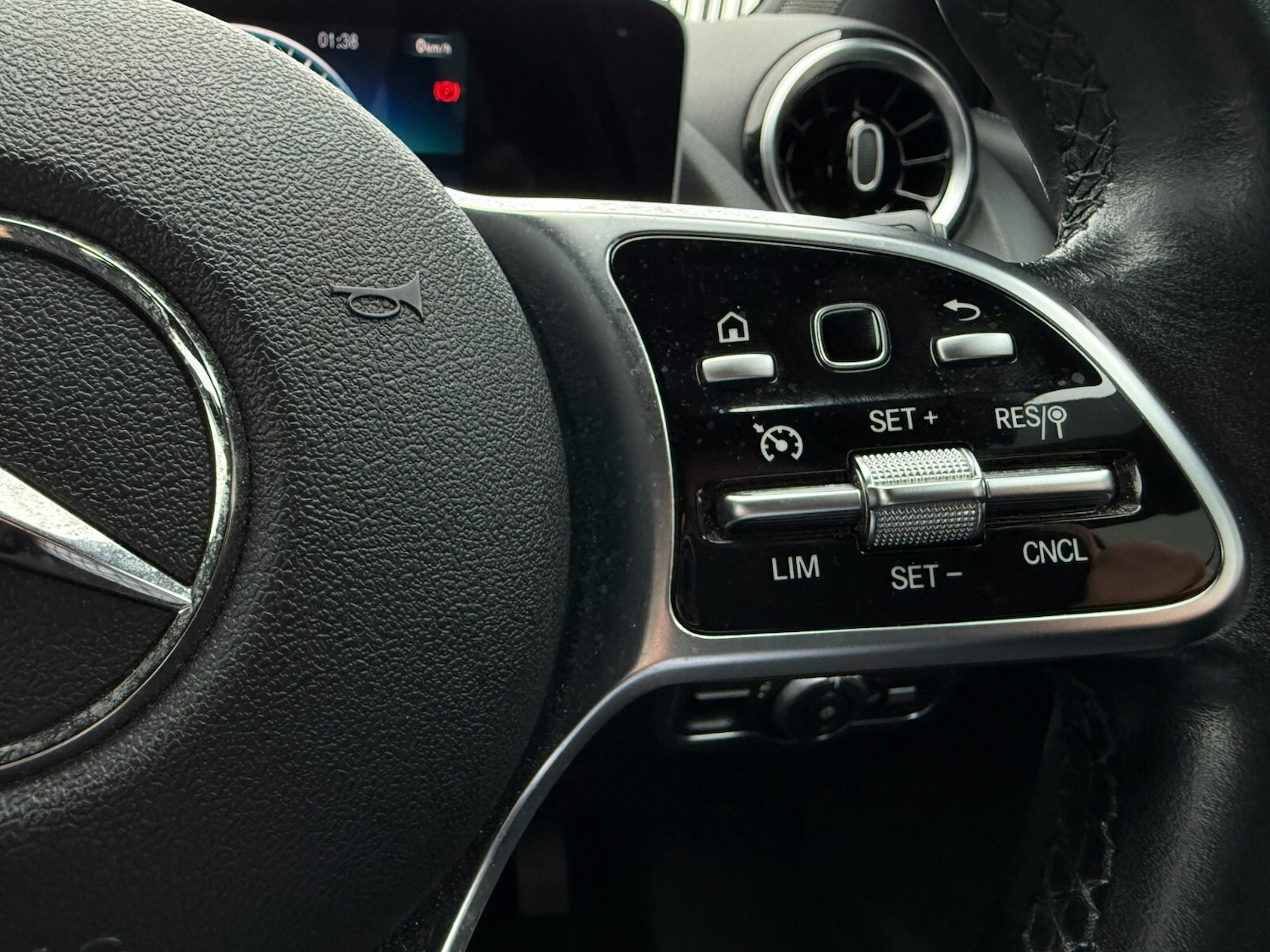 Used Mercedes-Benz B Class 2020 for sale - 76874563: Photo 34