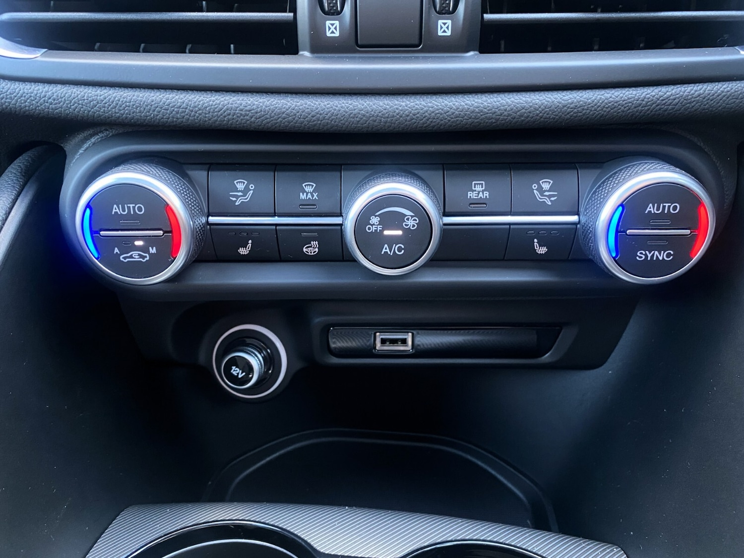 Used Alfa Romeo Giulia 2025 for sale - 76874091: Photo 41