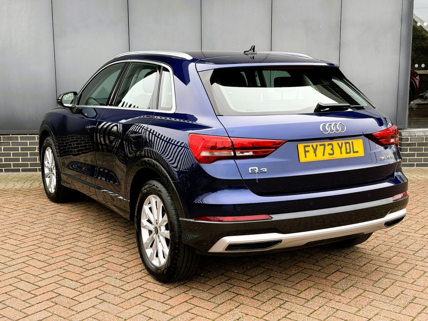 Used Audi Q3 2023 for sale - 76977663: Photo 7