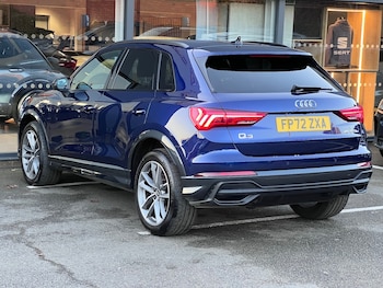 Used Audi Q3 2022 for sale - 76804003: Photo