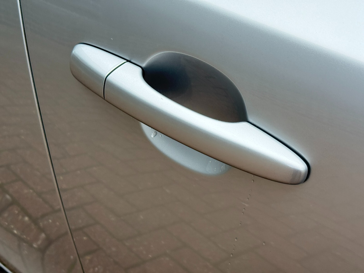 Used Volvo V40 2017 for sale - 76609616: Photo 15