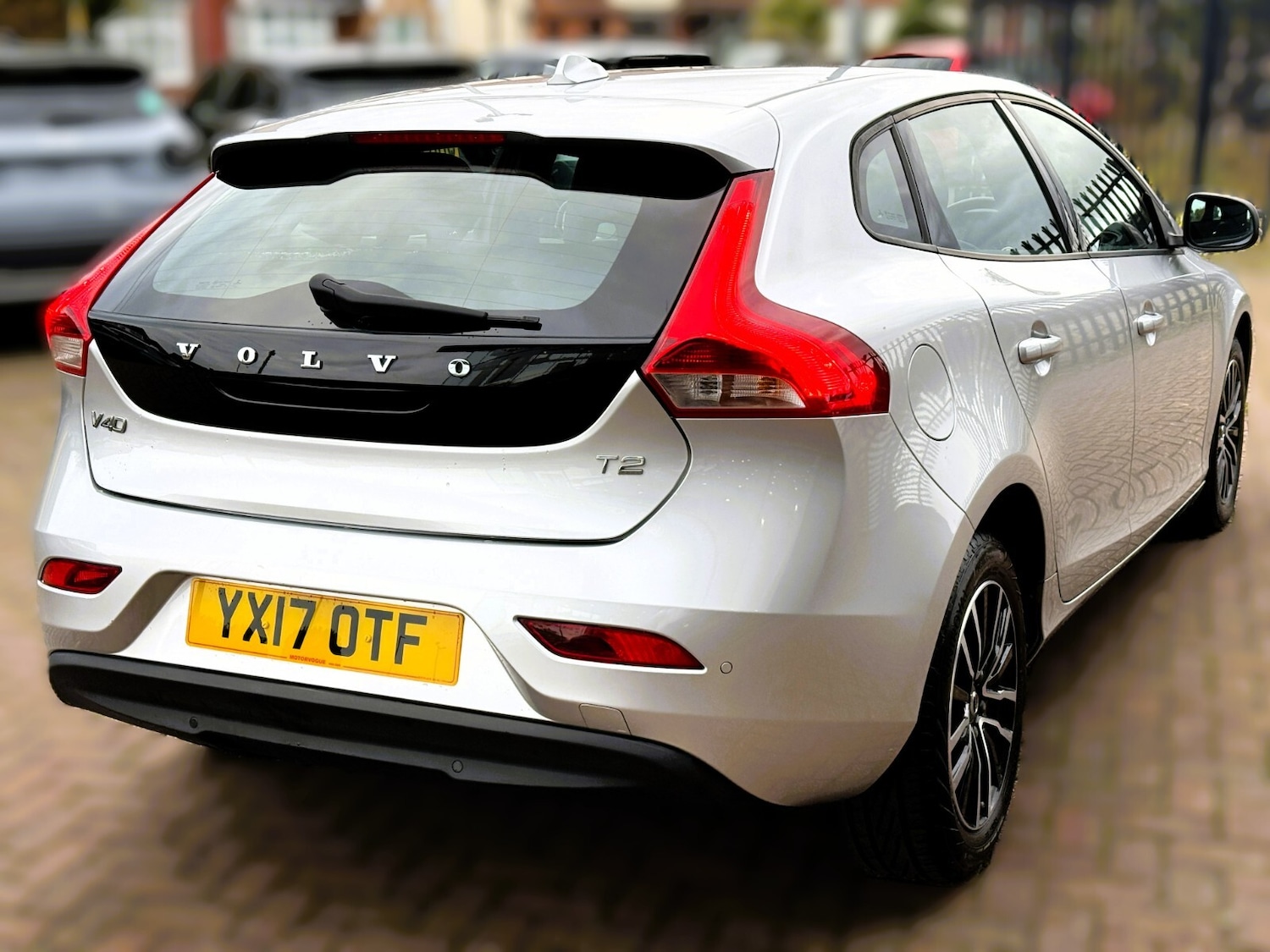 Used Volvo V40 2017 for sale - 76609616: Photo 18