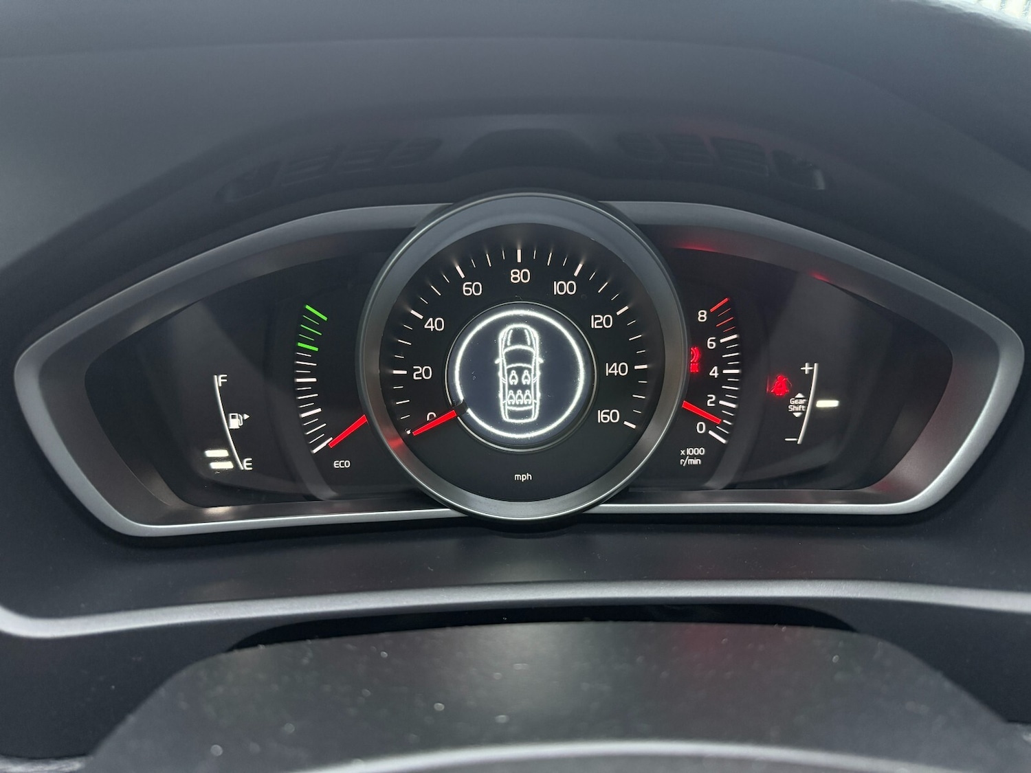 Used Volvo V40 2017 for sale - 76609616: Photo 32