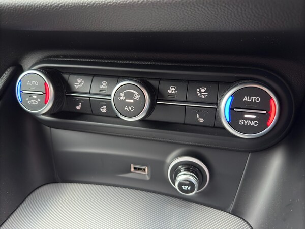 Used Alfa Romeo Stelvio 2024 for sale - 75354903: Photo 24