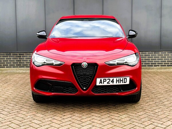 Used Alfa Romeo Stelvio 2024 for sale - 75354903: Photo 2